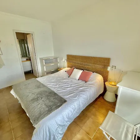Saint Jacques A6 Apartment