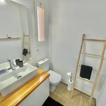 Saint Jacques A6 *